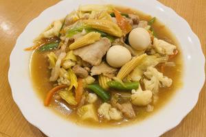 ミャンマー肉野菜炒め定食