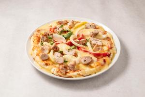 チキンカリーピザ Chicken Curry Pizza