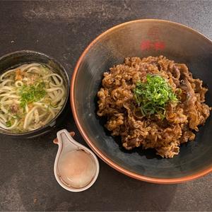 肉2倍 和牛丼+和牛麺+温たま