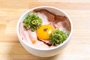 トリュフ肉飯