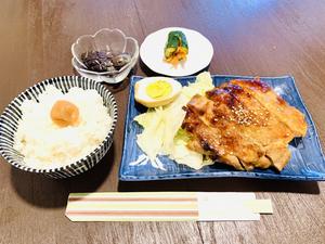 鶏のテリヤキ弁当 Teriyaki Chicken Bento