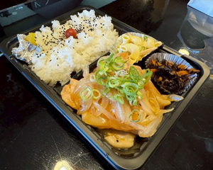 野菜炒め弁当