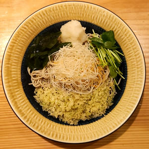 冷たいたぬき蕎麦