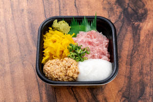 丼丸 ネギトロロ納豆丼
