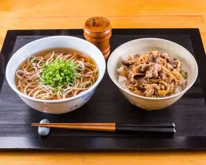 そばと選べる丼セット(牛丼)