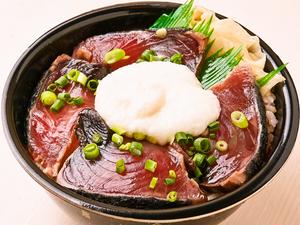魚丼 カツオのたたきトロロ丼 (107)