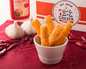 日本初上陸!!ニャムニャムチキン チーズスティック Cheese Sticks