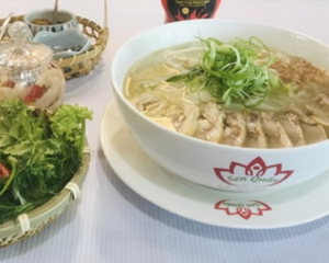 鶏肉のフォー