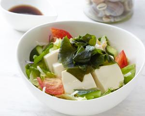 わかめ豆腐サラダ