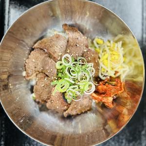 牛ロース丼