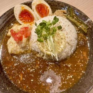 スパイス味玉カレー