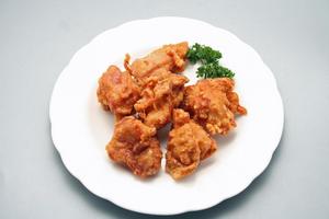 若鶏の唐揚げ