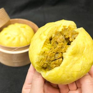 【イチ押し】カレー黒豚饅 1個