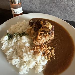 鹿肉と牛テールのキーマカレー(YOLU)