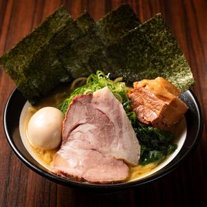 特製4点盛ラーメン