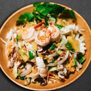 海鮮サラダNom hai san