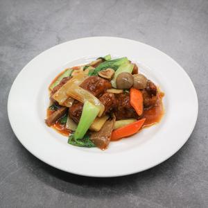 牛バラと野菜の煮込み
