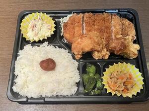 ロースカツ唐揚げ弁当