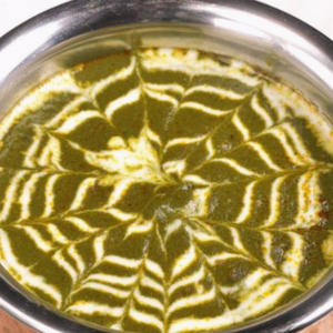 ホウレンソウチキンカレー(Spinach curry)