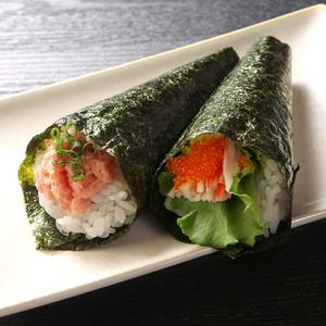 柿家すし 手巻き2本セット(ねぎとろ・サラダ)
