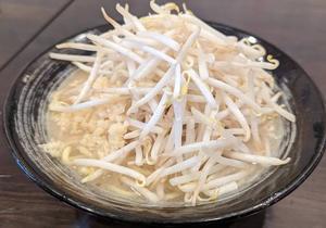 野菜マシラーメン