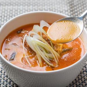焼肉屋のユッケジャンスープハーフ(200g)