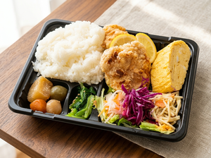 塩こうじからあげ だしまき弁当