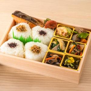 総料理長島武行の特製弁当
