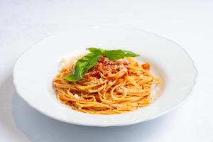 完熟トマトソースのスパゲッティ