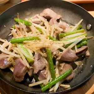 砂ずりニンニク炒め