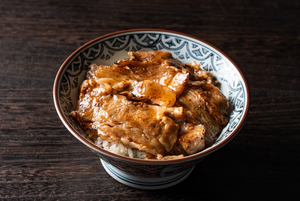お得メニュー]萬牛並カルビ丼