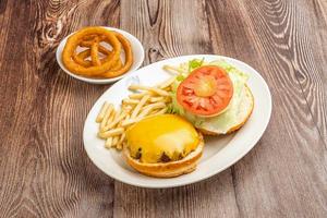 チーズバーガー CHEESE BURGER 150g