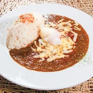 温玉チーズ牛すじカレー