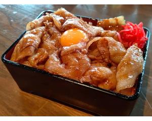 焼肉タルタル重 Grilled Meat with Tartar Sauce Rice Box