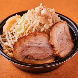 【menu限定】特製 豚ラーメン 味玉サービス！