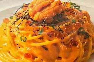 濃厚うにクリームパスタ