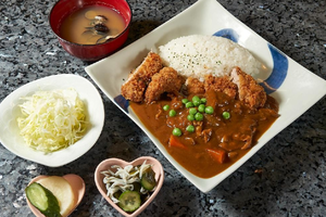 カツカレー定食