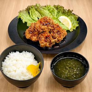 揚げ鶏定食【てりやきソース】3個