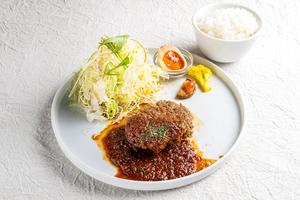 黒毛和牛の真空ハンバーグ定食