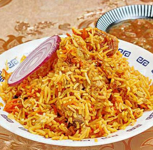 チキンビリヤニ chicken biryani