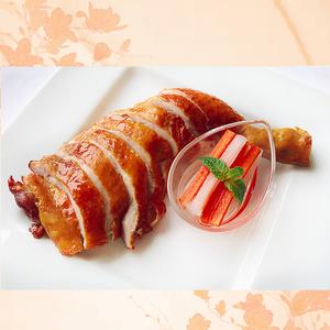 骨付き鶏ももの台湾金萱茶燻製焼き Jin Xuan Tea Leaf-Smoked Chicken Leg