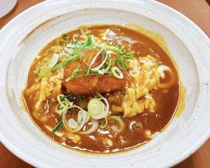 チーズかけクリームコロッケカレーうどん