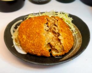 肉屋の特製ミンチカツ