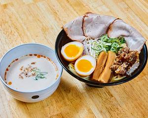 特製鶏白湯つけ麺