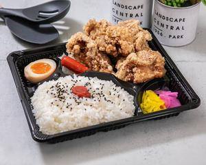 カリッと唐揚げ弁当 唐揚げ4個入 Fried chicken bento