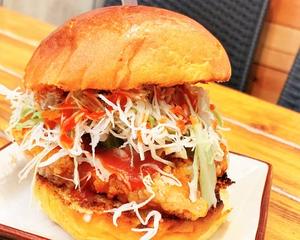 スパイシーホットチキンバーガー