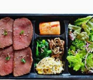 厳選黒毛和牛赤身弁当(肉100g)