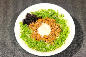 ネギまみれ旨辛肉みそ麻辣白