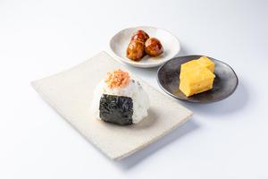 おにぎり1種とお惣菜2種のセット