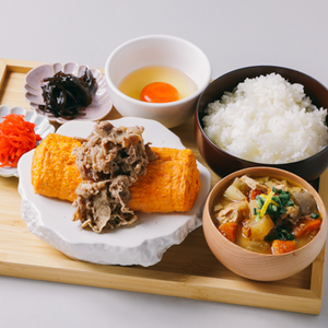 TKG+幻の牛煮出汁巻き定食